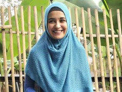 Shireen Sungkar Comeback Lewat Di Bawah Lindungan Abah