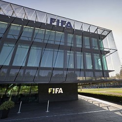 Buat Apa Berenang di Kolam yang Keruh?