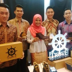 Umur Masih Muda Sudah Bisa Kantongi Rp 40 Juta/Bulan dari Sepatu Batik
