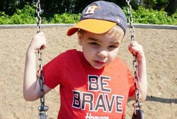 Ibu Ini Tahu Putranya Sakit Langka dari Artikel yang Tak Sengaja Dibaca