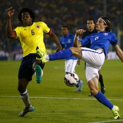 Membuat Frustasi Brasil dengan Menumpuk Pemain di Area Tengah