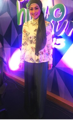 Pesan Desy Ratnasari untuk Finalis Sunsilk Hijab Hunt 2015