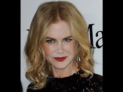 Duh! Lagi-lagi Wajah Nicole Kidman Belepotan Bedak