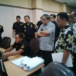 Blusukan ke Priok, Menko Indroyono Kaget Dwelling Time Cuma 4,17 Hari