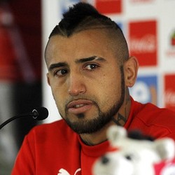 Jadi Tuan Rumah, Vidal Seharusnya Lebih Disiplin