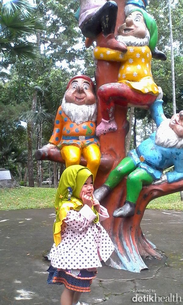 Aisyah Nadia Rahma Aisyah Nadia Rahma