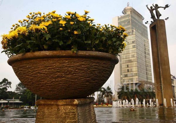 Pot Bunga Percantik Bundaran HI