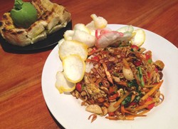 Roti Bakar Kemang: Berbuka Mantap dengan Roti Bakar Green Tea dan Nasi Gila