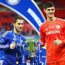Courtois: Hazard Bisa Menangi Ballon dOr