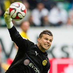 Tekad Langerak Jadi Kiper Utama Dortmund Musim Depan