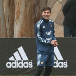 Simeone Doakan Messi Bawa Argentina Menangi Copa America