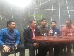 Bantah Gunakan Ijazah Palsu, Lucky Hakim: Saya ke DPR dengan Ijazah SMA