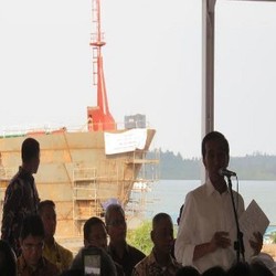 Blusukan ke Batam, Jokowi Kaget RI Punya 250 Industri Kapal