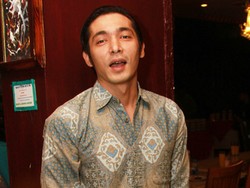 Ditanya Pekerjaan oleh Anak, Abimana Aryasatya Ngaku Dirinya Polisi