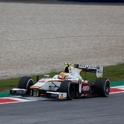 Finis Ketujuh di Feature Race, Rio Akan Start di Posisi Dua Sprint Race