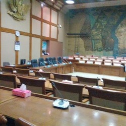 Rapat dengan Menteri ESDM, Belum Satu pun Anggota DPR Hadir