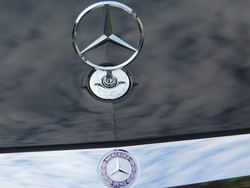 Kejar BMW dan Audi, Daimler Lego 15 Diler Mercy ke Perusahaan Tiongkok
