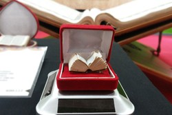 Ini Dia Al Quran Terkecil se-Indonesia