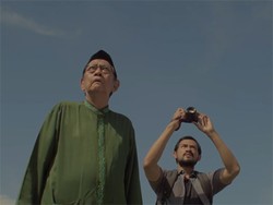 Oka Antara Mencari Hilal