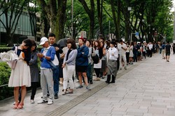 Wah, Hari Pertama Dibuka Gerai Dominique Ansel Bakery Jepang Diserbu Pembeli
