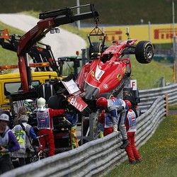 Soal Tabrakannya dengan Alonso, Raikkonen Mengaku Bingung Sendiri