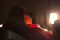 Bawa 5 Benda Ini Agar Bisa Tidur Nyenyak di Pesawat