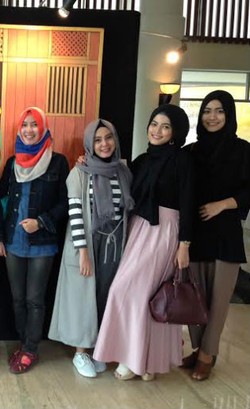 Ini yang Dilakukan 15 Finalis Sunsilk Hijab Hunt di Hari Pertama Karantina