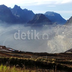 DPR Panggil Presdir Freeport dan Dirjen ESDM Rapat Tertutup, Bahas Apa?