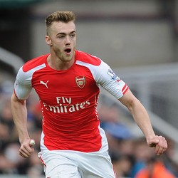 Debut Musim yang Melebihi Ekspektasi Calum Chambers
