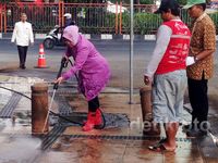 Ini Aktivitas Wali Kota Risma di Bulan Puasa