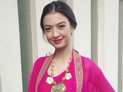 Bergaul dengan Raline Shah, Tiga Bule Jadi Mualaf