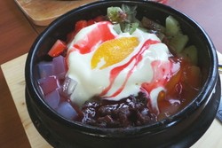 Segar Dingin Kakigori dan Es Pisang Ijo yang Enak untuk Berbuka Puasa (2)