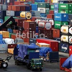 Jokowi Marah di Priok, Ini Penjelasan Bongkar Muat Barang di Pelabuhan