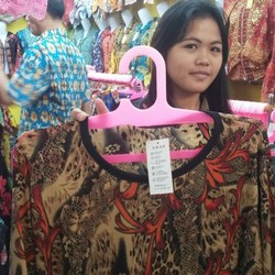 Sempat Marak, Batik Impor China Sudah Menghilang di Mangga Dua