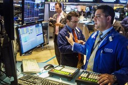 Wall Street Masih Kinclong, Nasdaq Kembali Cetak Rekor
