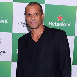 Sudah 43 Tahun, Rivaldo Buka Peluang Comeback