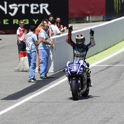 Lorenzo Memburu Catatan Stoner