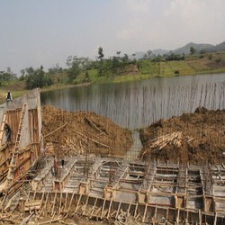 Selain Saguling, Ini Waduk yang Juga Sekarat