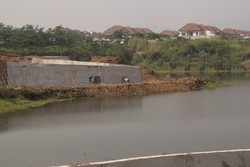 Waduk Saguling yang Sekarat Terkepung Perumahan Mewah