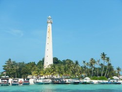 Liburan Ceria di Pulau Lengkuas, Belitung