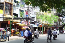 Indonesia Pasang Strategi Bidik Turis Vietnam