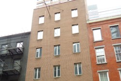 Kisah Masjid di New York yang Hanya Berupa Ruko