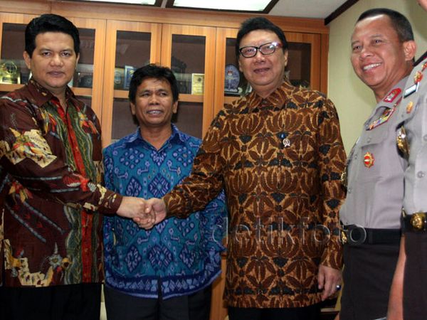 Rapat untuk Pengamanan Pilkada Serentak 2015