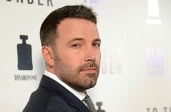 Ben Affleck Akan Sutradarai Sendiri Film Solo Batman?