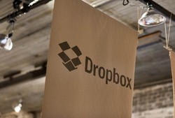 400 Juta Pengguna Simpan Data di Awan Dropbox
