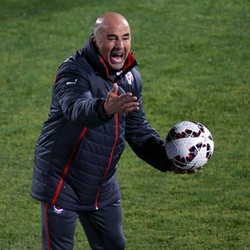 Bagi Chile, Lawan Bolivia atau Peru di Semifinal Sama Sulitnya