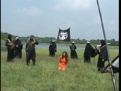 Ada Adegan Parodi ISIS di Film 99% Muhrim Get Married 5