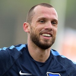 Heitinga Pulang ke Ajax