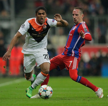 Shakhtar: Douglas Costa Gabung Bayern Munich
