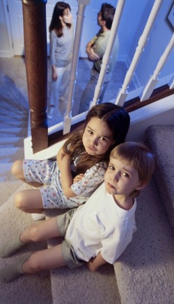 Bahaya yang Bisa Terjadi Jika Anak Terjebak di Lingkungan Broken Home